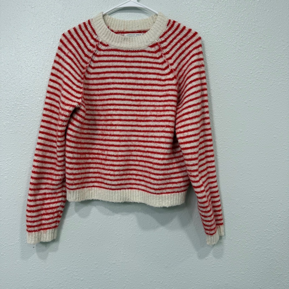 American Eagle Striped Crewneck Sweater Red Cream Raglan Knit Small